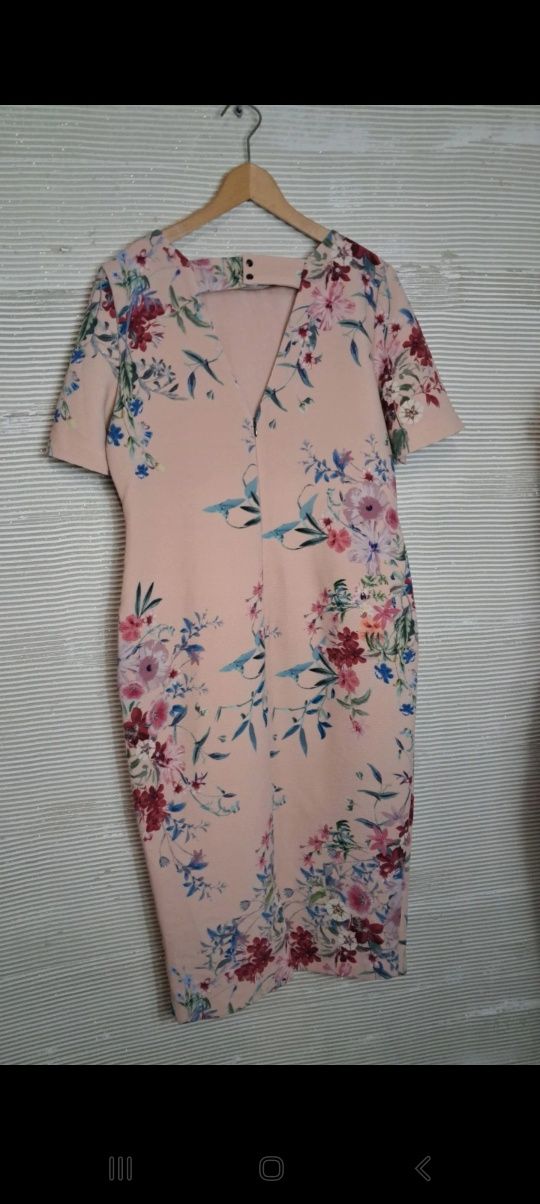 Prosta sukienka, morelowa w kwiaty, rozmiar 42  M&S Collection