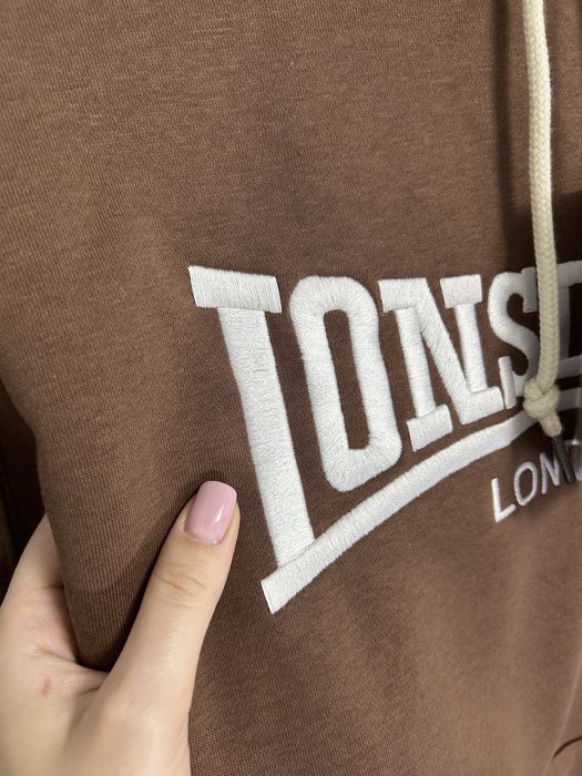 Нове чоловіче худі Lonsdale