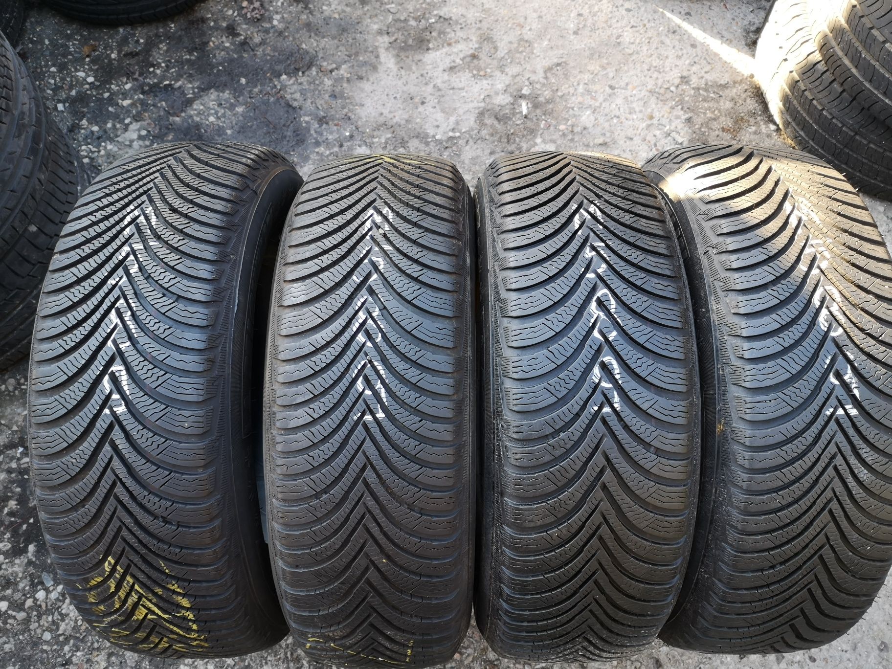 Opony zimowe 195/65/15 Michelin 4szt 7,3mm