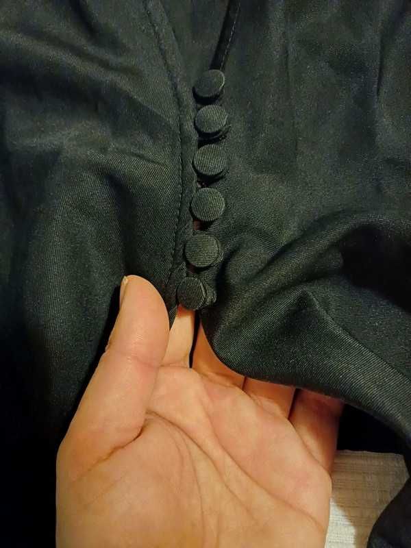 Camisa/Chemise preta Zara, com atilhos e botões, tamanho S