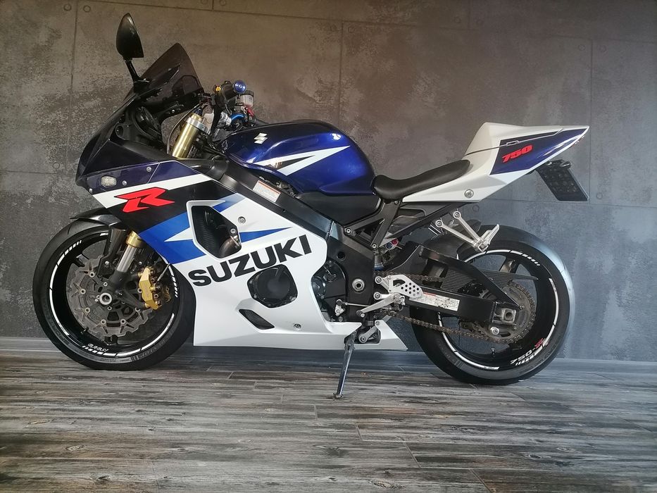 Suzuki GSXR 750 k5