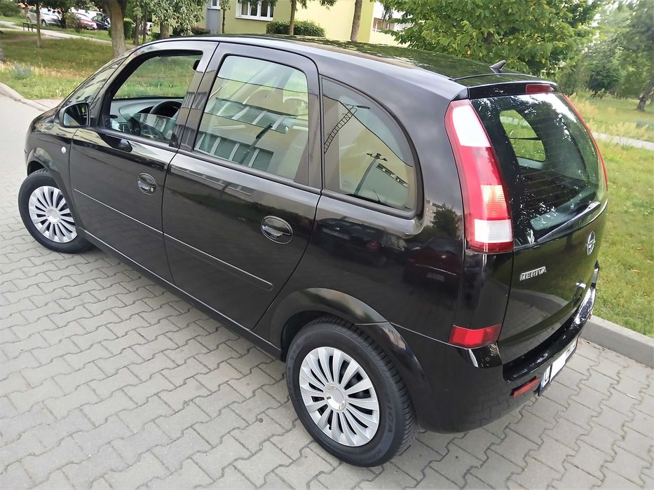 Meriva  klima chłodzi,1.6benzyna  przegląd+oc VII-2025