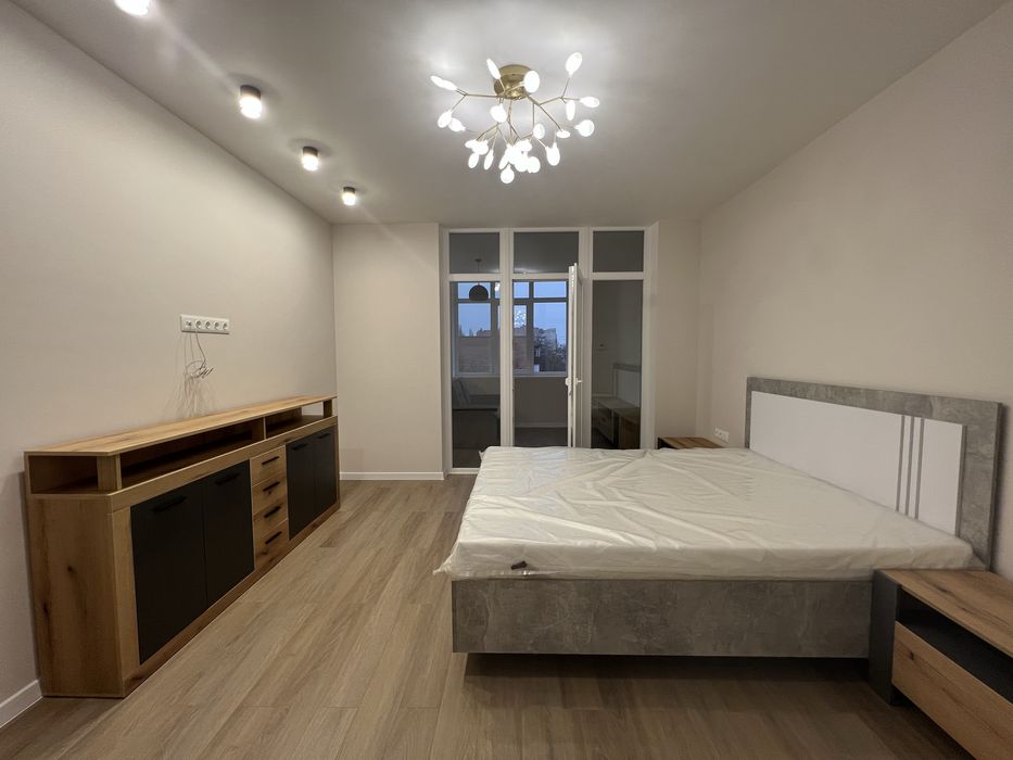 Новобудова! Перша здача! Світло не вимикають