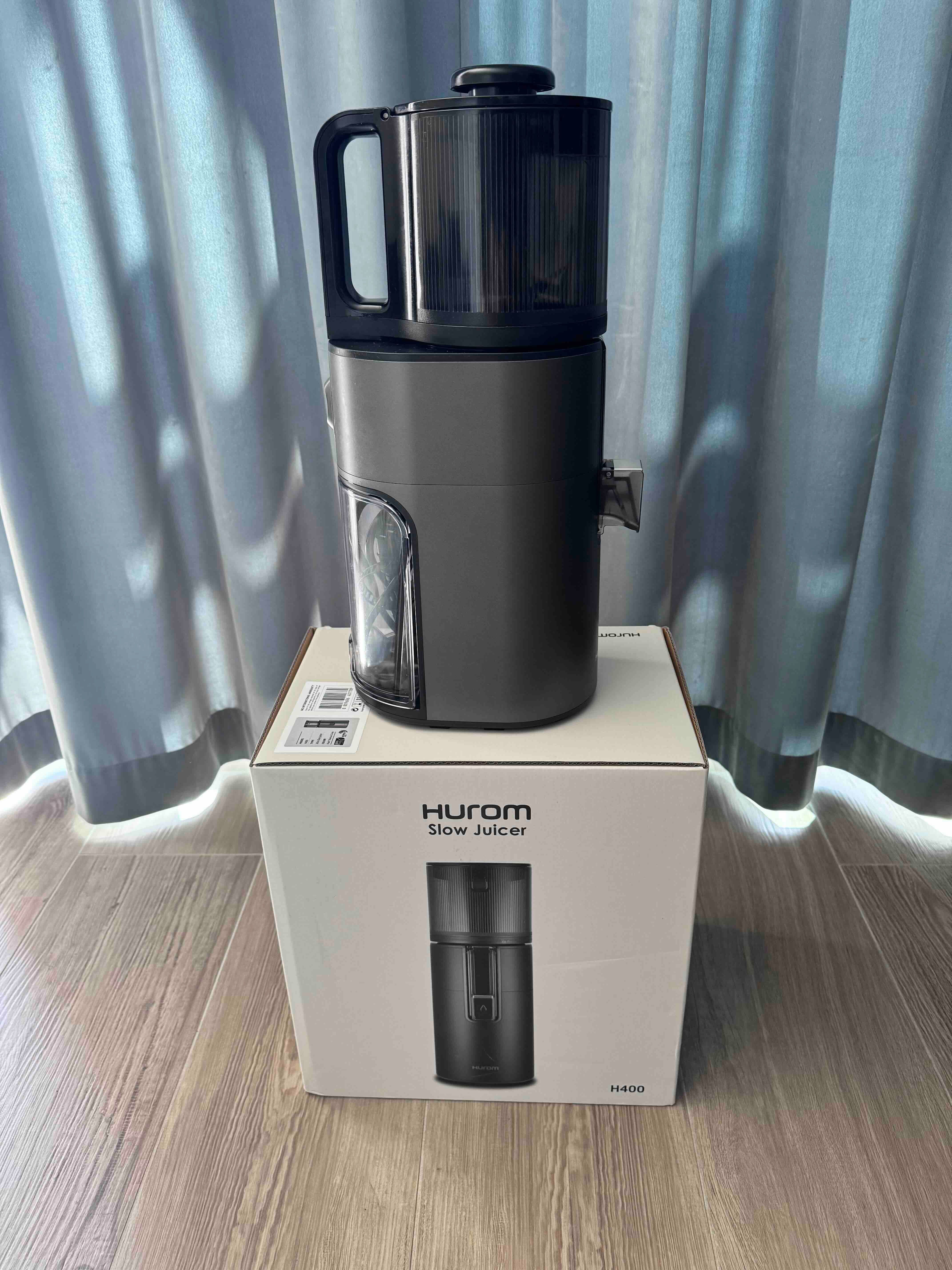 Hurom H400 Matt Titinium Grey, wyciskarka wolnoobrotowa, stan BDB