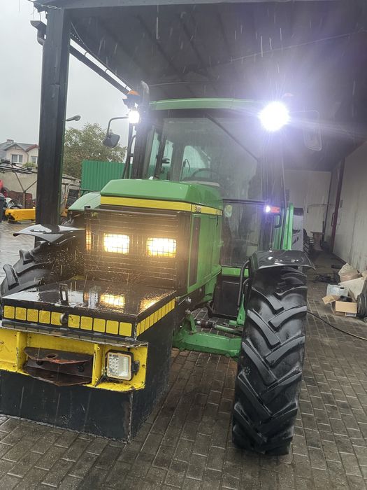 Ciagnik Leśny John Deere 6110