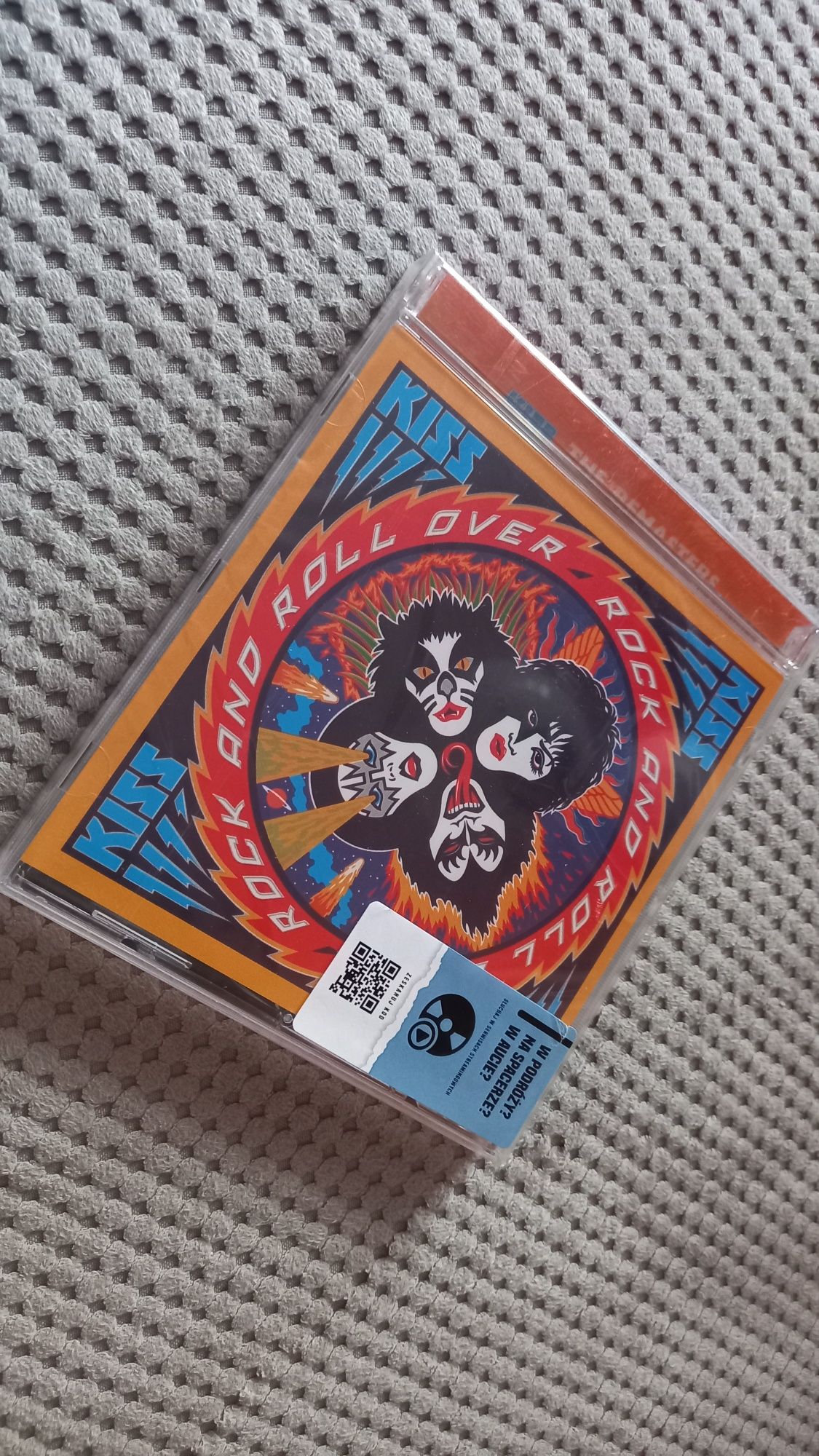 Kiss rock and roll over cd
