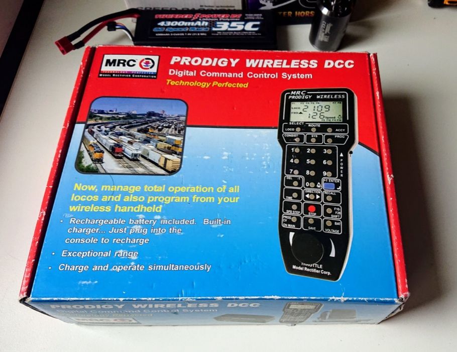 Цифровое управление железной дорогой MRC Prodigy Wireless DCC + USB