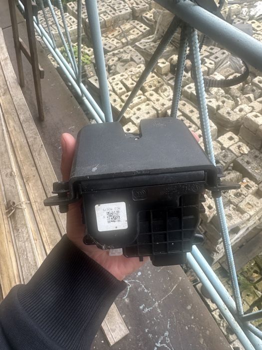 Замок кришки багажника ляди Kia Sportage 4 QL 16-21 Авторозборка