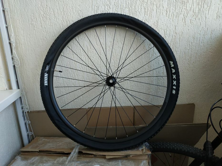 Продам заднє колесо з Merida BIG.NINE LIMITED 29" як нове+покри IKON!