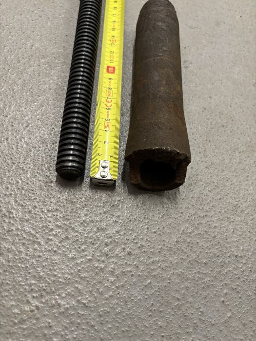 Śruba trapezowa imadla, imadlo