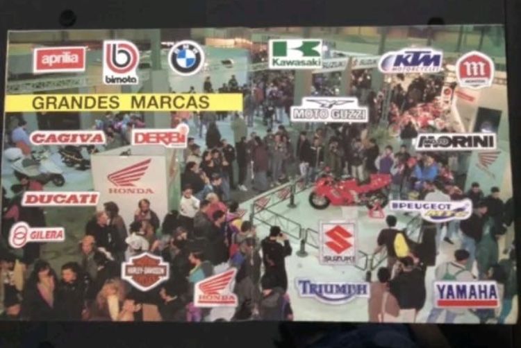 Caderneta antiga e rara COMPLETA Super Moto da Panini (anos 80/90)