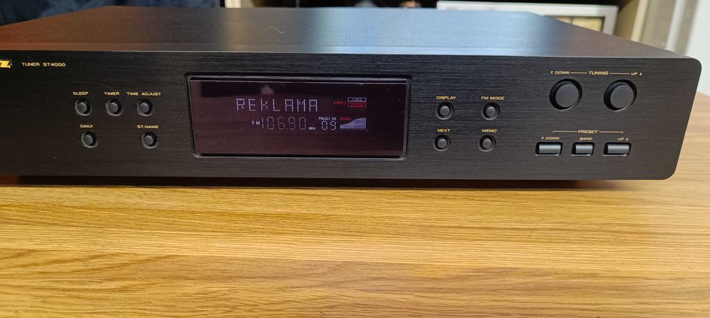 AM/FM тюнер  Marantz ST 4000