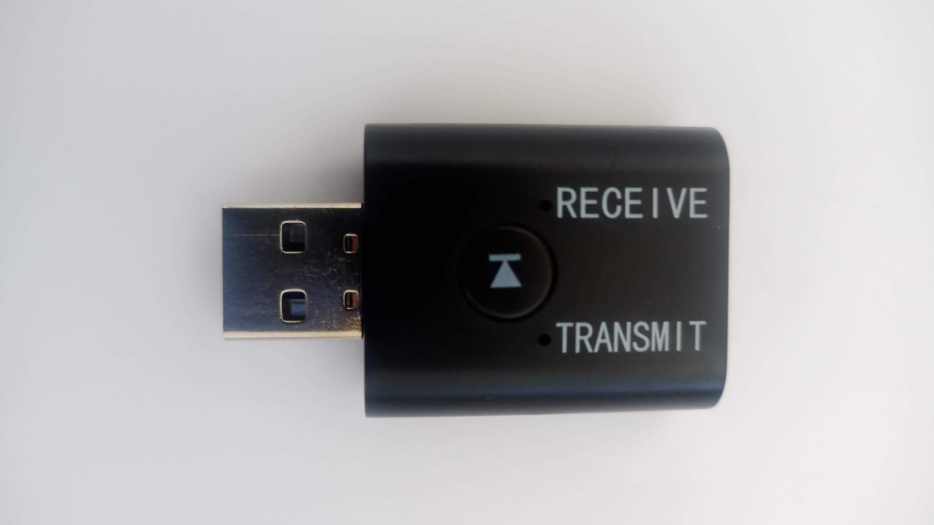 Універсальний bluetooth 5.0 адаптер 2 в 1 передавач та трансмітер