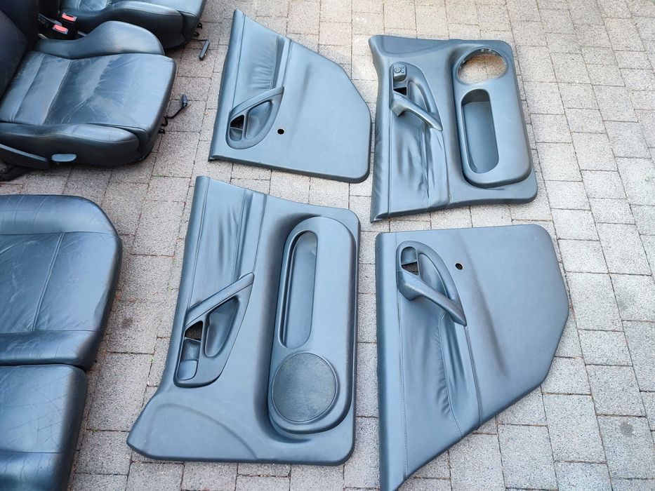 Boczki Drzwi Skóra VW Polo 6N