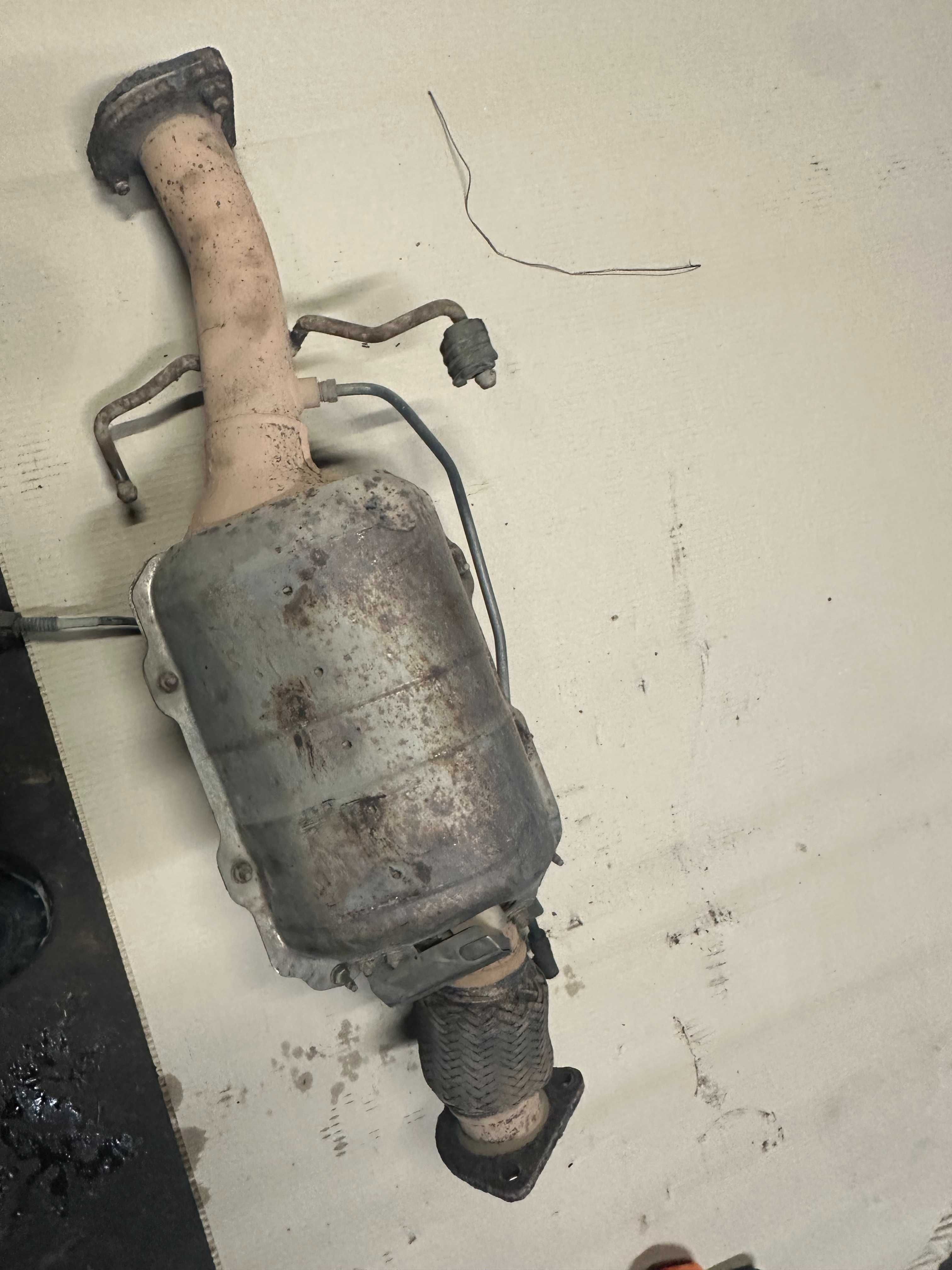 Isuzu D-Max II 11-19 2.5 Biturbo Katalizator DPF