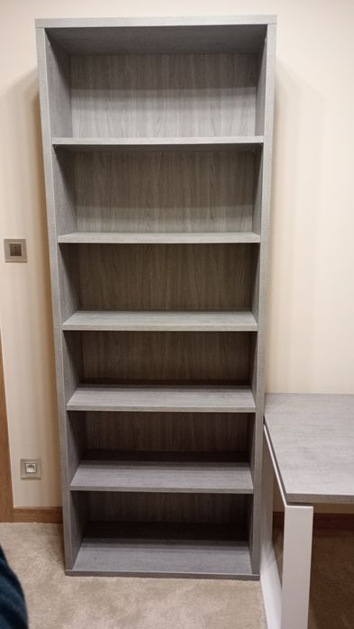 Meble biurowe biurko stół regał