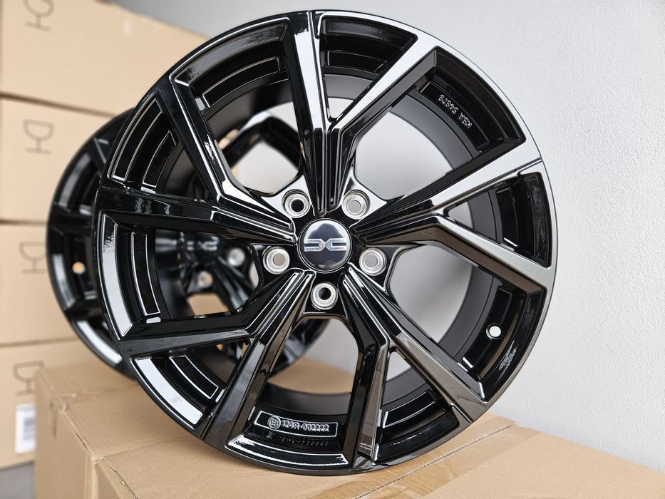 Dacia Duster III 17 " Nowe 5x114,3 Felgi Duster 2024 Alufelgi Czarne