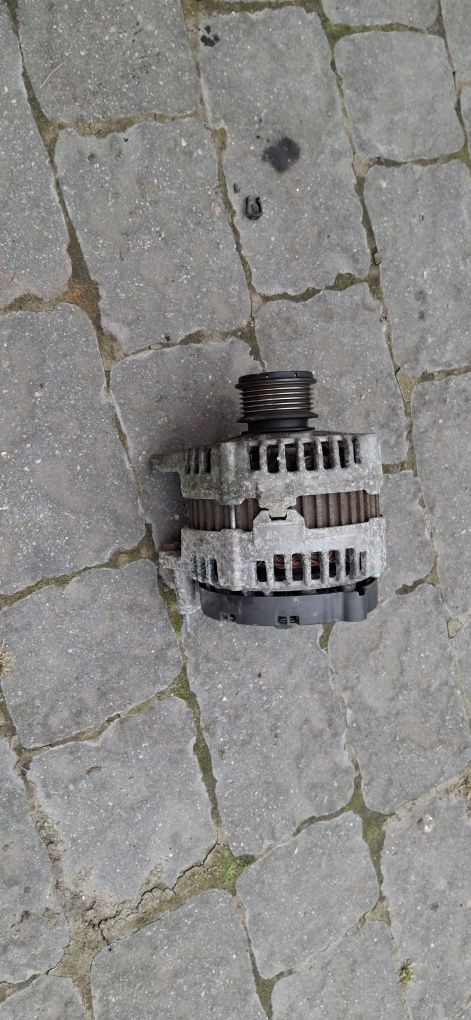Alternator vw Passat b6 golf v Touran 1.9 tdi 2.0 tdi