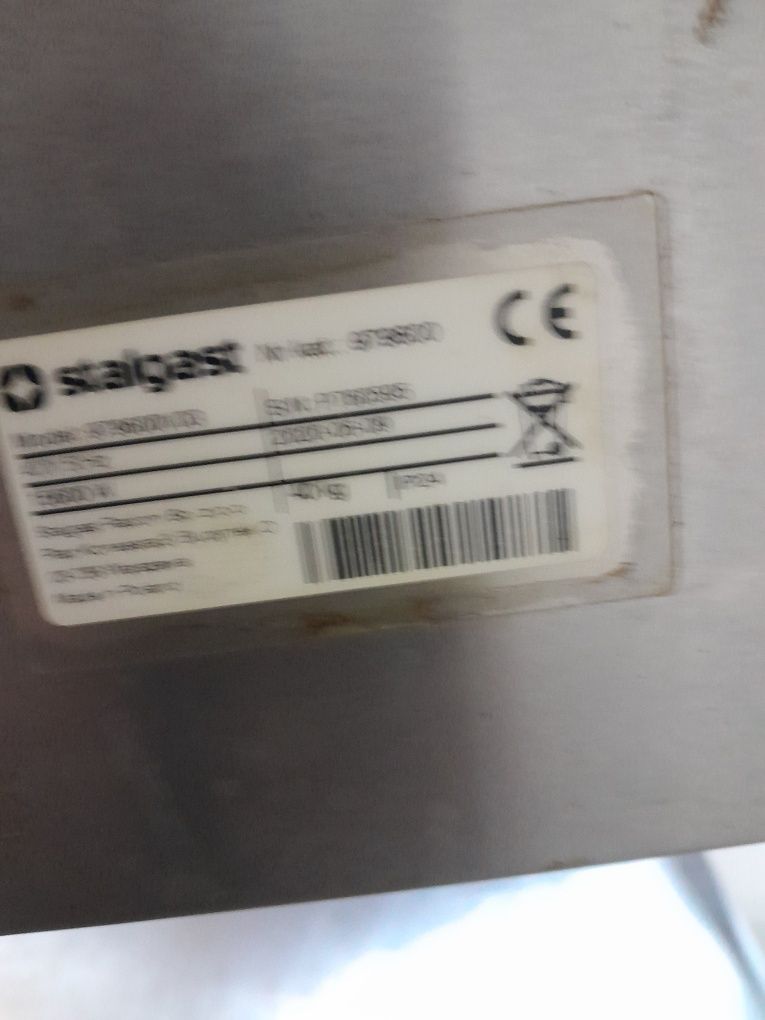 Kuchnia elektryczna 6 palnikowa