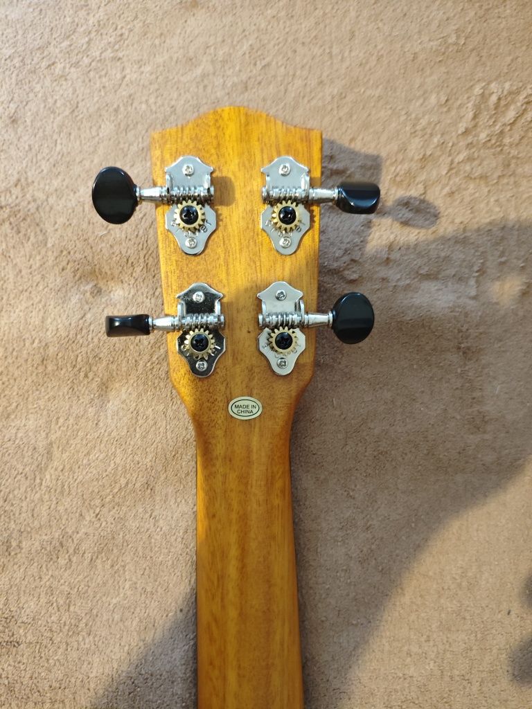 Ukulele koncertowe Ohana CK 25 CL idealny stan wyjątkowe brzmienie