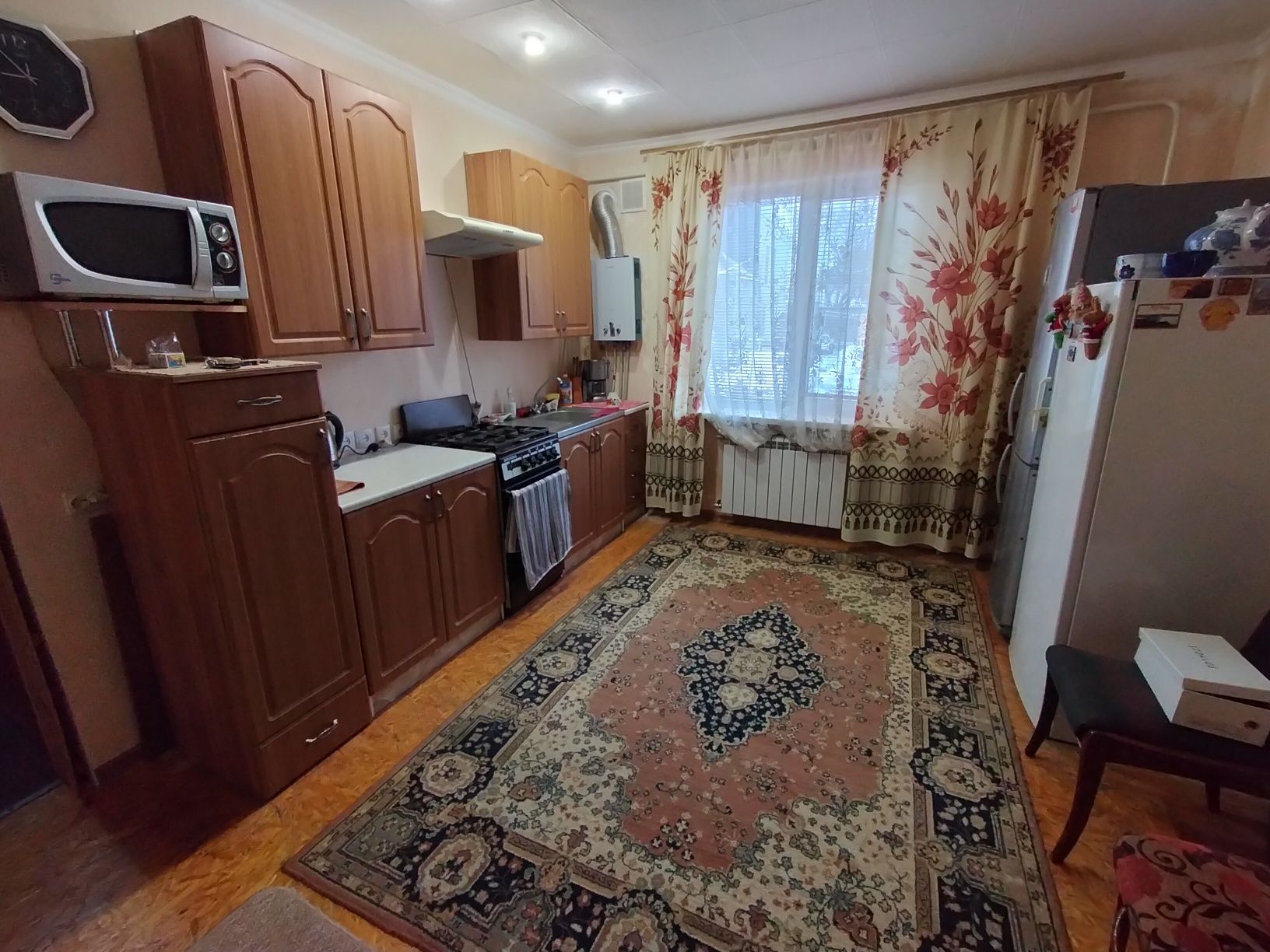 Продам квартиру Большая морская 37