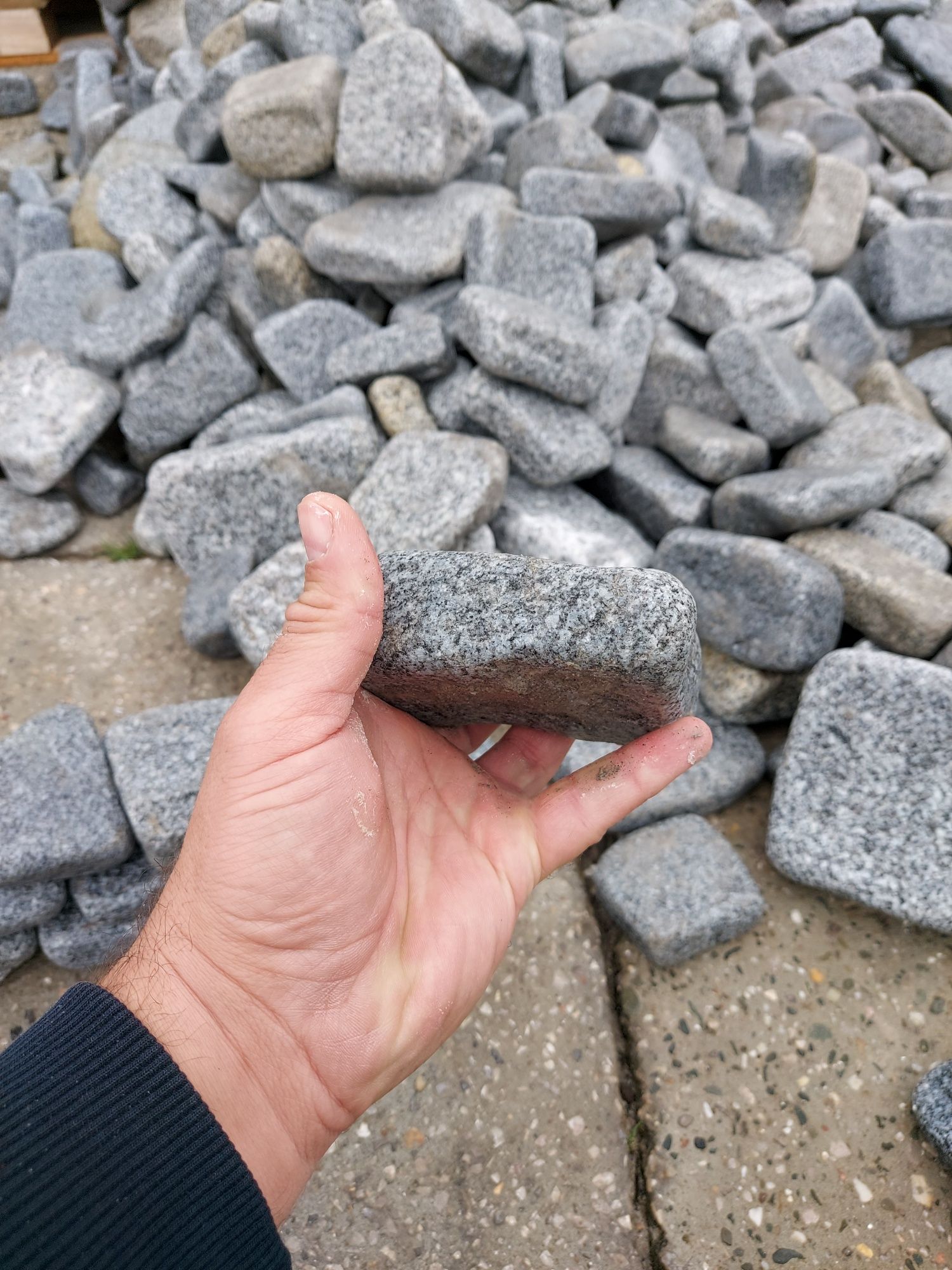 Łupek Granitowy Antik selekcjonowany, kamień do Gabionu