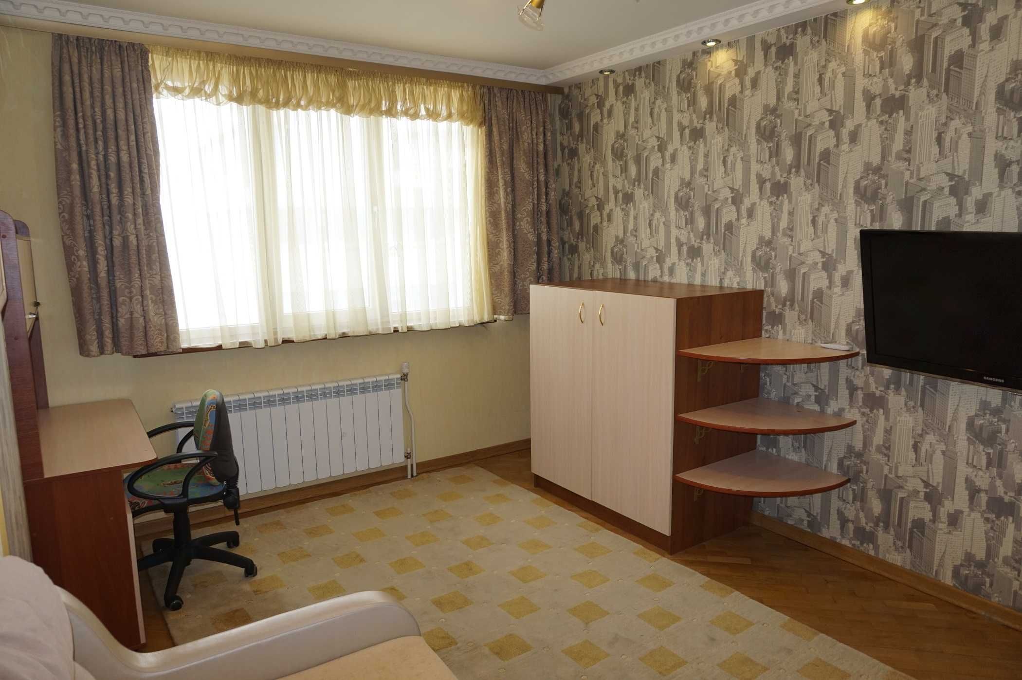 Продам 4 ком. квартиру ул. Гетьмана 1 Б метро Шулявская
