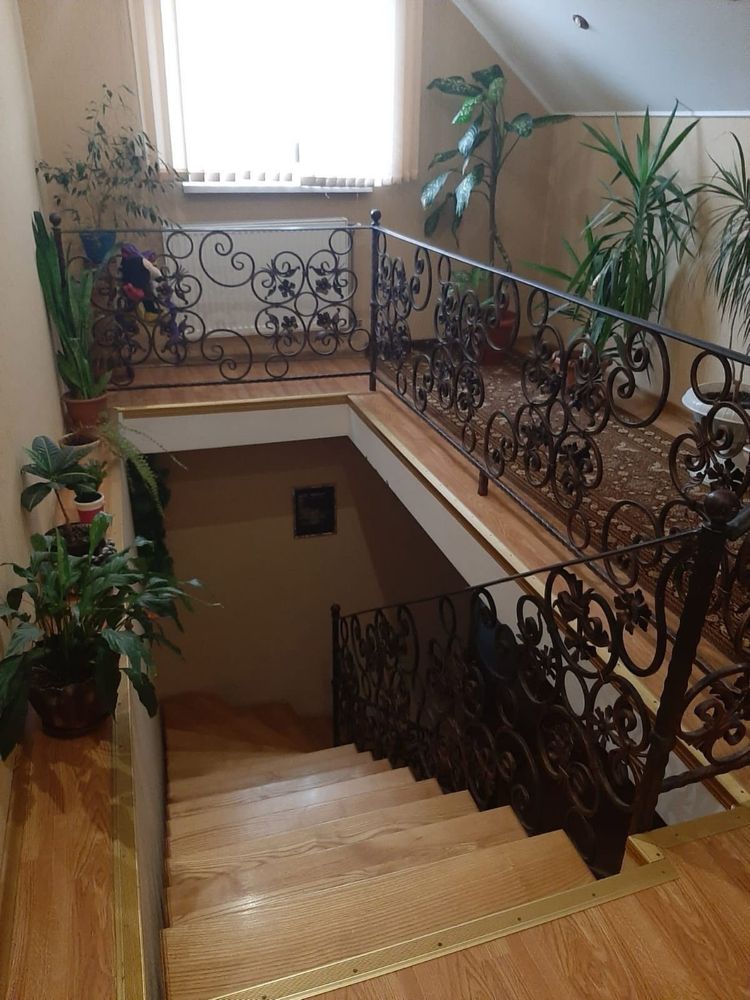 Продаж будинку в Чинадієво біля Синяка.