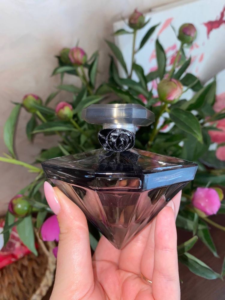 Продам духи Lancome La Nuit Tresor