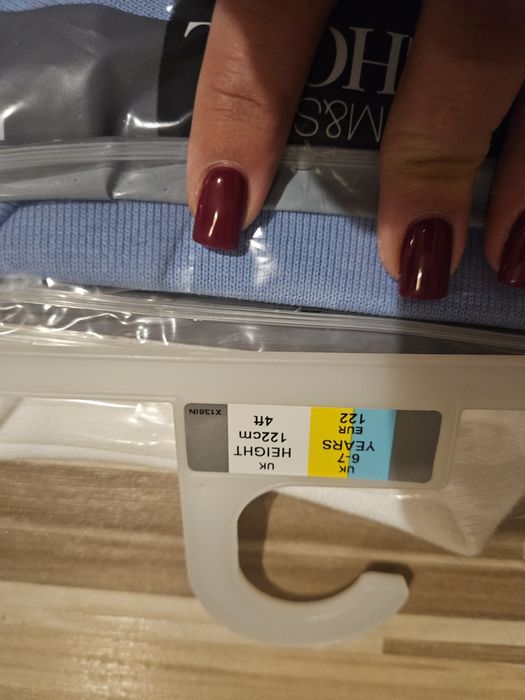 Продам новую футболку поло