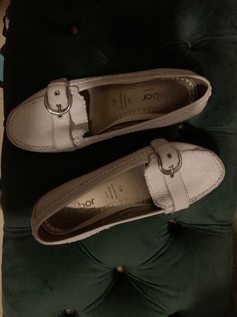 Туфли белые, размер 4,5