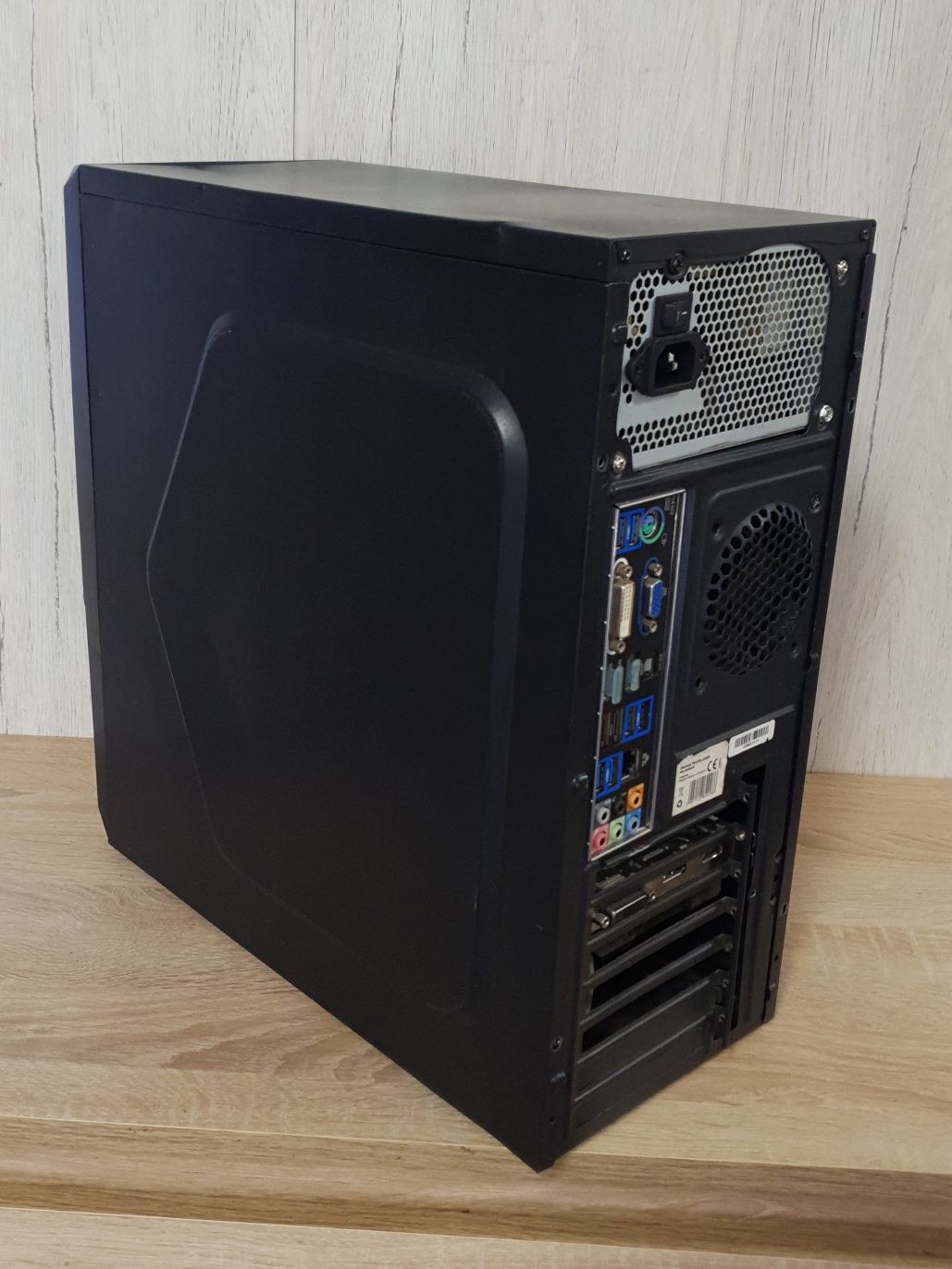 Komputer Gamingowy - GTX 1050Ti, 16 GB RAM, i5-3470, 256 GB SSD