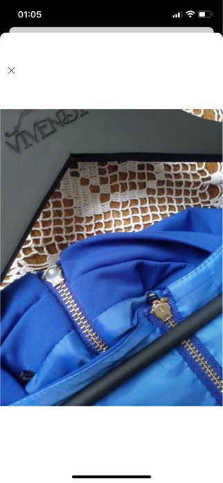 Нарядное вечернее женское платье синее на молнии с открытой спиной