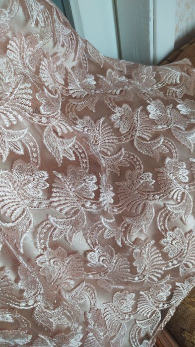 Нарядное платье аыходное