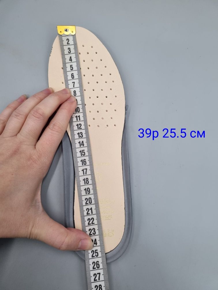 Кросівки шкіряні Geox Alben 39 кроссовки