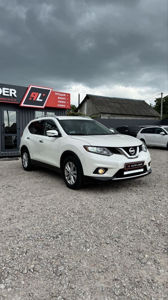 Nissan Rogue Ніссан Рог 2016р. 2.5 газ/бенз, Автомат. Камери 360