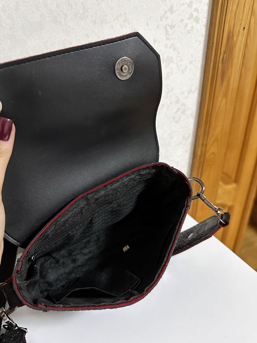 Сумка під крокодилячу шкіру