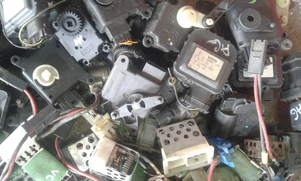 моторчик печки пічки Opel Astra H G J Vectra B C Omega Zafira Insignia