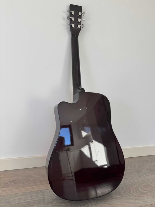 Guitarra acústica Cema em ótimo estado + capa