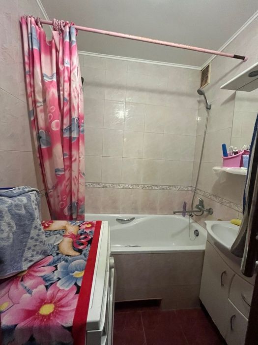 Здам 2 кімнати в трикімнатній квартирі Милославська,5 Троєщина