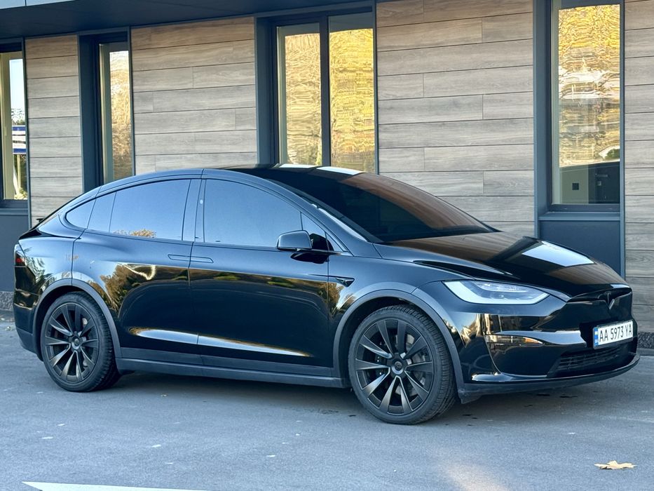 Продам Tesla model X