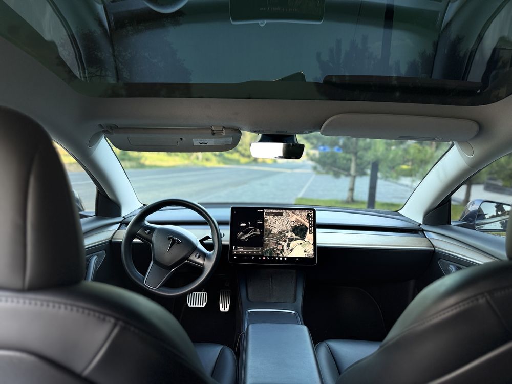 Tesla model 3 2021
