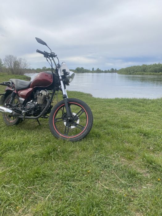 Продам мотоцикл viper v150ch