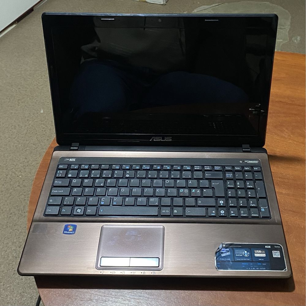 Ноутбук Asus A53E 15.6"/ 4GB RAM/300GB HDD! N2649