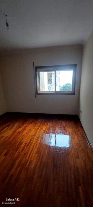 T2 com garagem Fechada e garagem em Valpedre- Penafiel SD/04477/CO