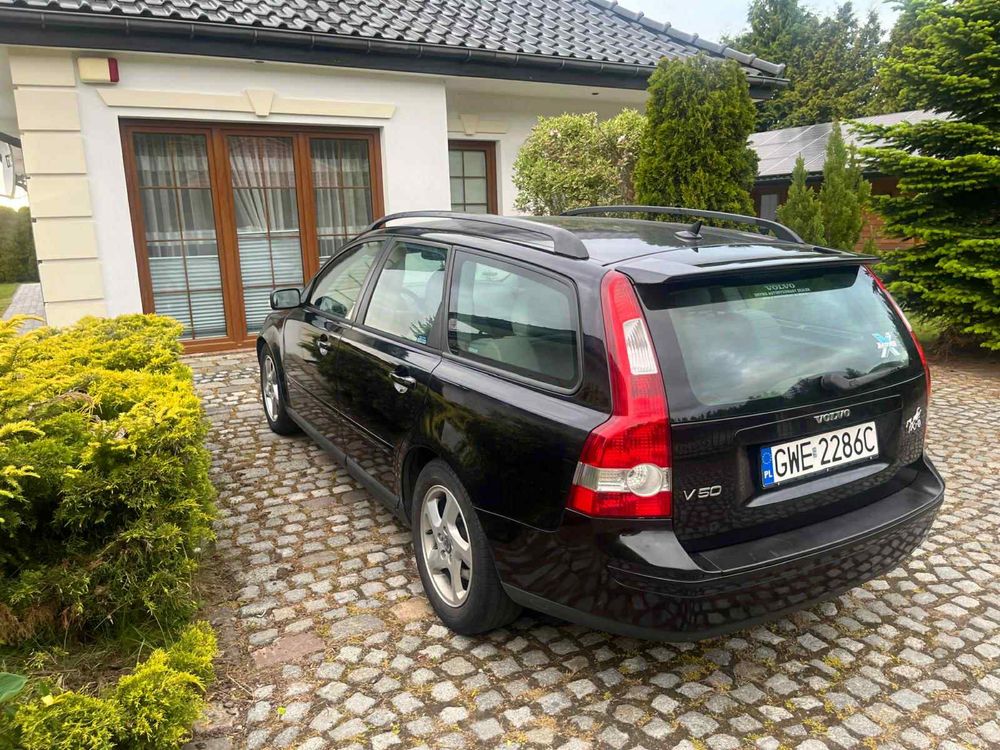 V50 summum 2,4 benzyna Automat Klima Xenon Skóra