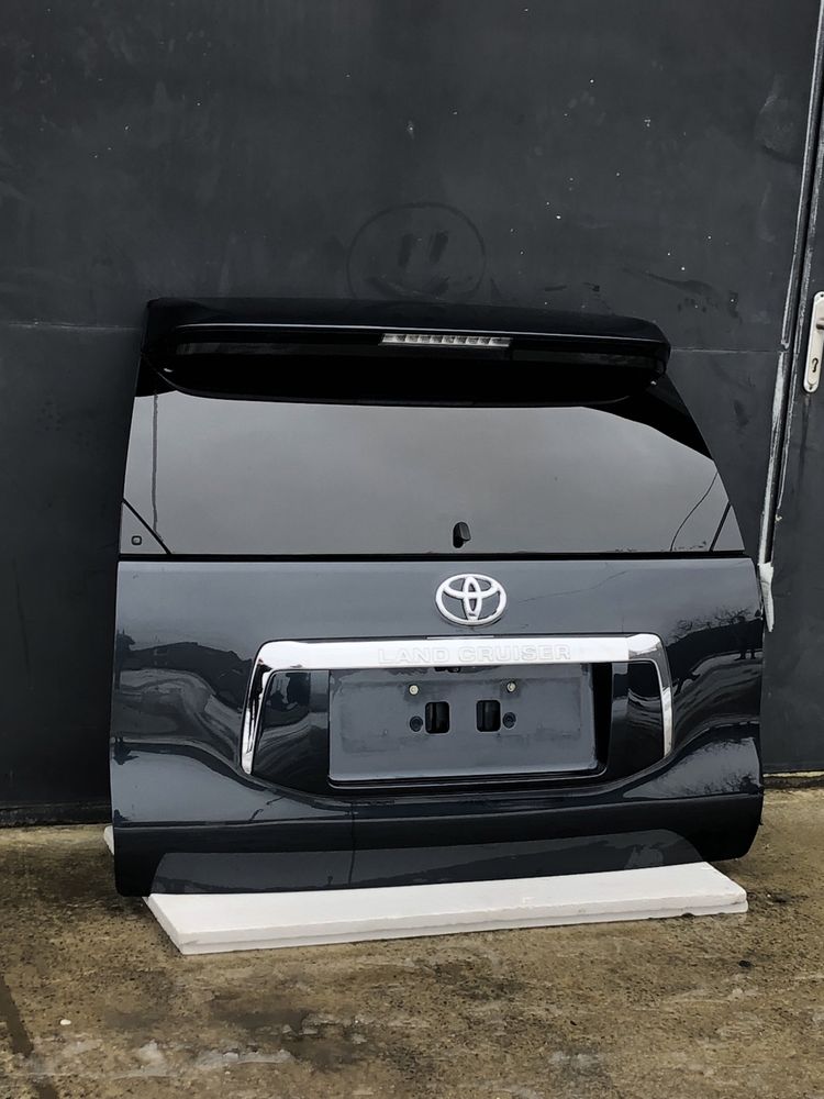 Ляда Toyota Prado 150 2010-2015рік Двері багажника до Прадо 150