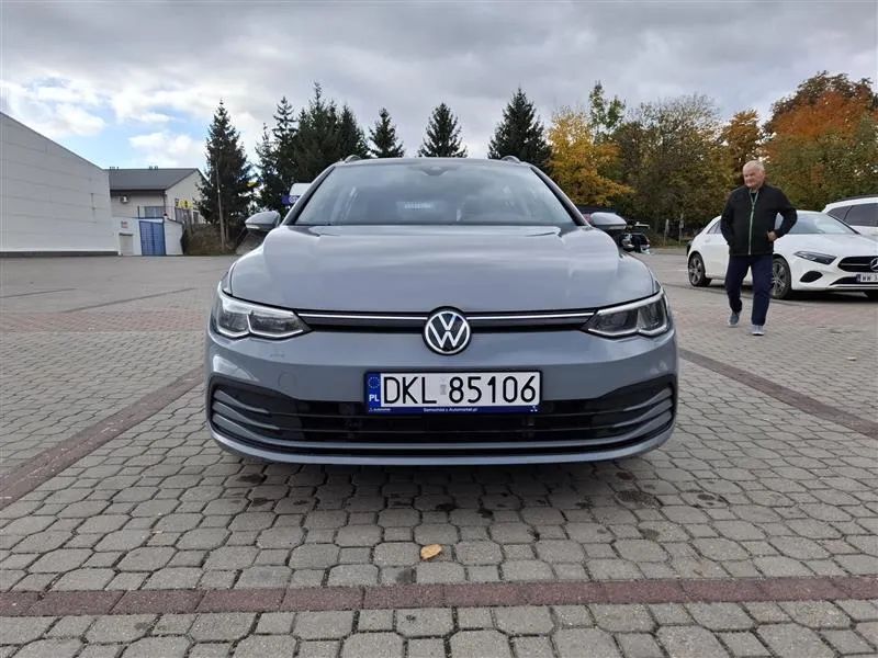 Volkswagen Golf 8generacja. Jak nowy. 1rej 2021rok, salon PL, serwis ASO