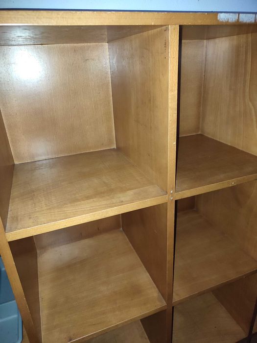 2 Móveis em madeira para doação