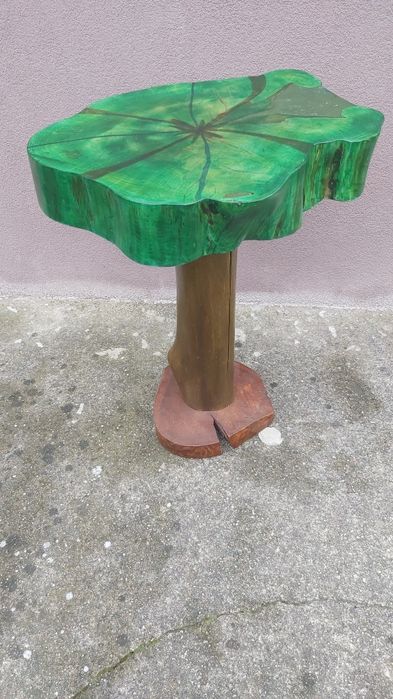 Stoliki kawowe z plastrów drewna